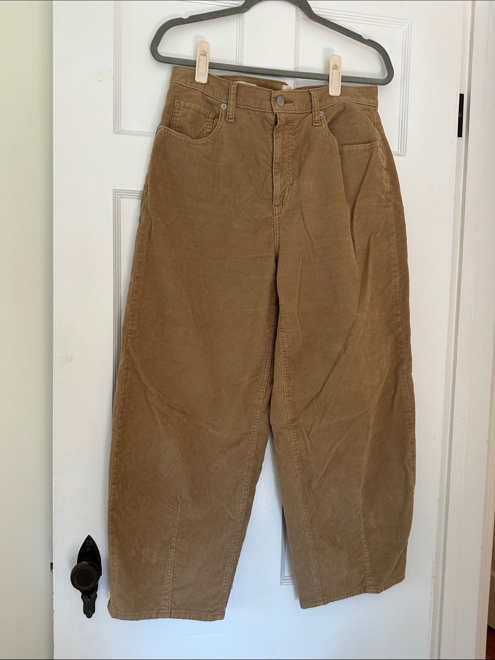 Universal Thread Corduroy Barrel Jean | Size 10